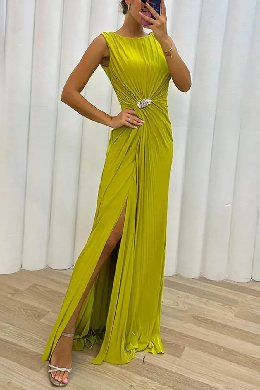 Kendra - Timeless Figure-Flattering Split Maxi Dress