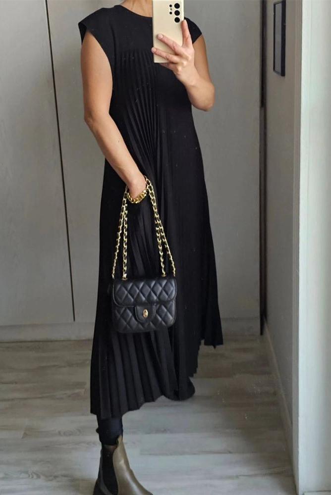 Sorrel - Elegant Spliced Pleated Maxi Dress