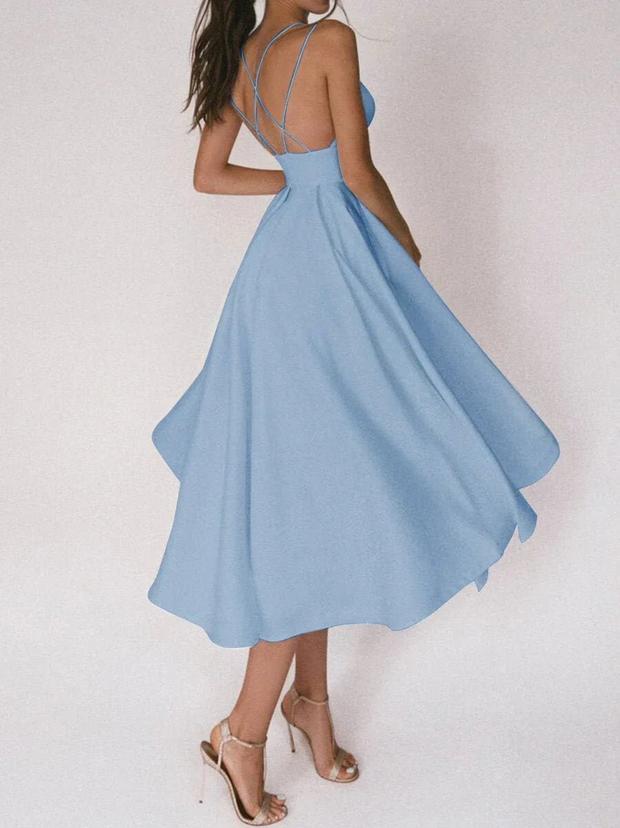 Elara - Graceful Minimalist Dress