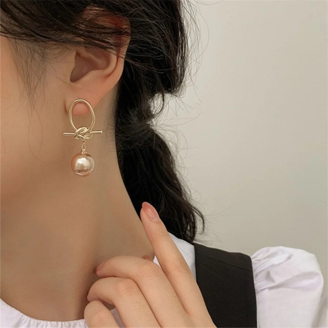 Perlen Loop Ohrringe in Gold