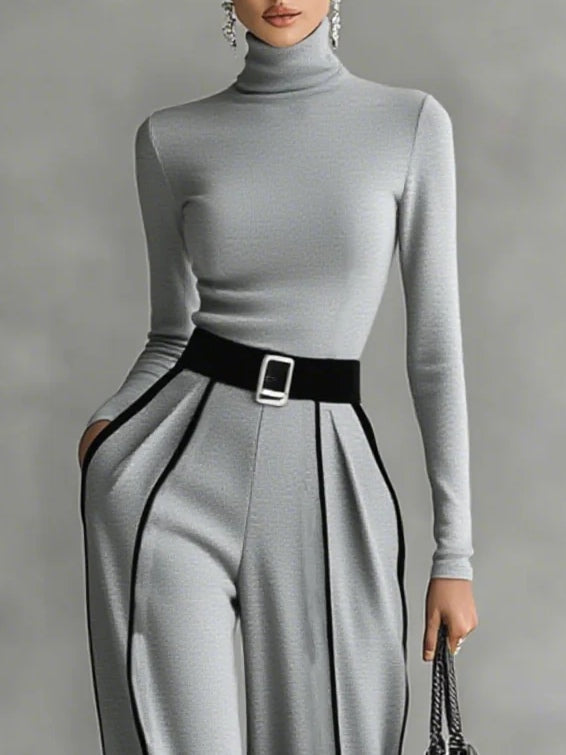 Vera™ || Sophisticated Set with Contrasting Accents
