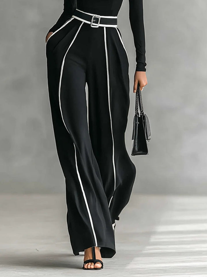 Vera™ || Sophisticated Set with Contrasting Accents