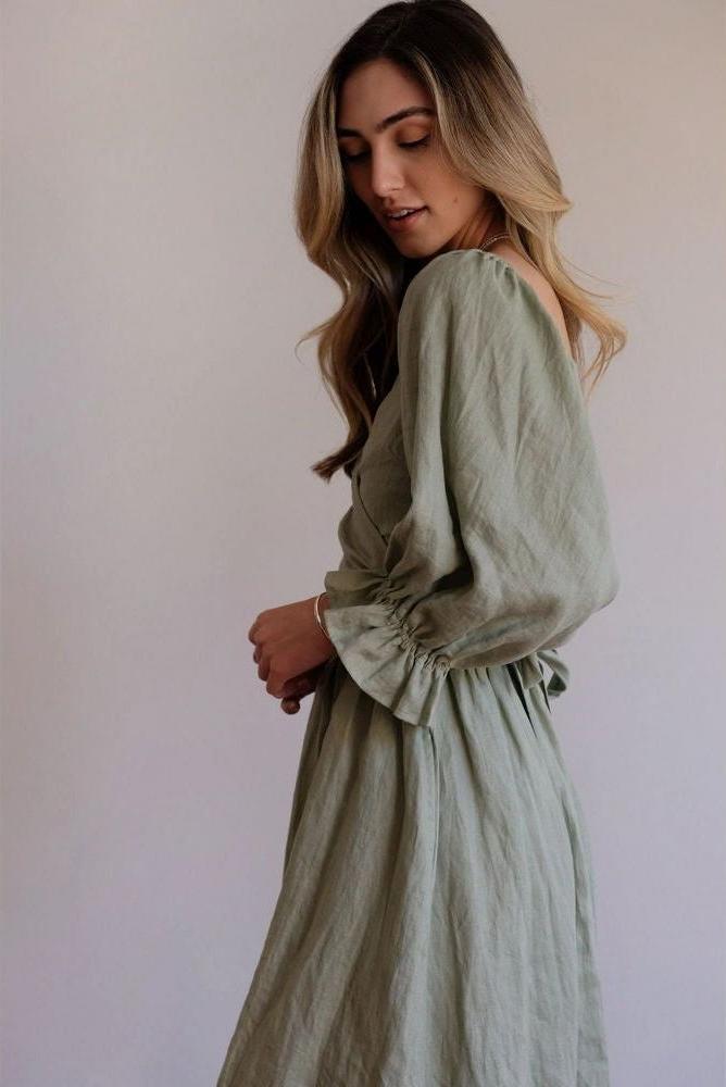 Aviana - Elegant Reversible Puff Sleeve Maxi Dress